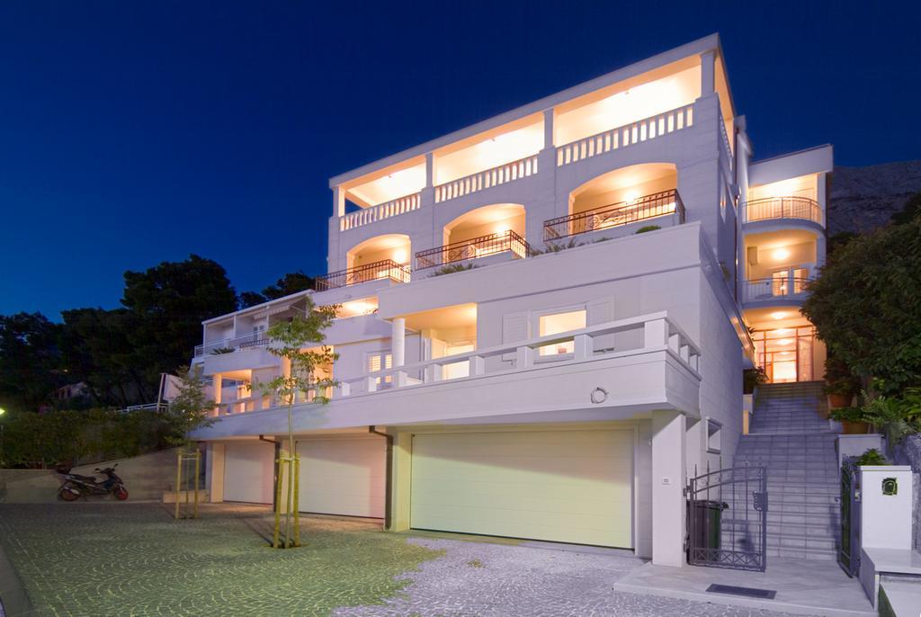 Apartments Villa Medic Brela Exteriér fotografie