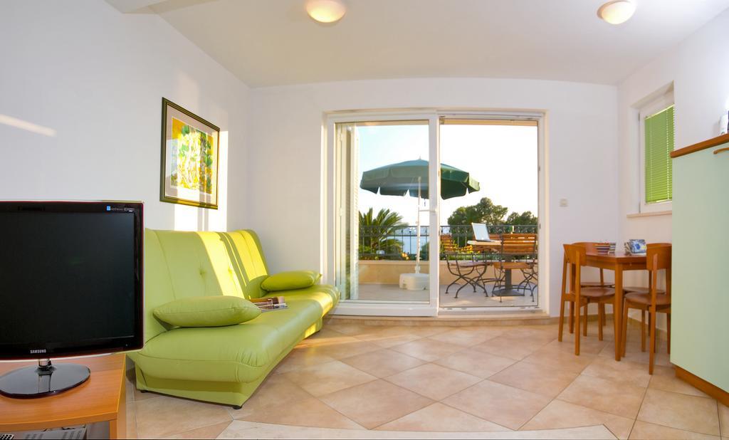 Apartments Villa Medic Brela Exteriér fotografie